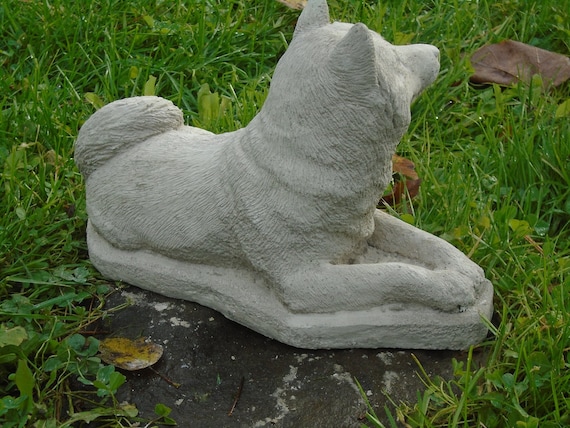 Shiba Inu Concrete Statue Outdoor Garden Decor Pet Loss Memorial