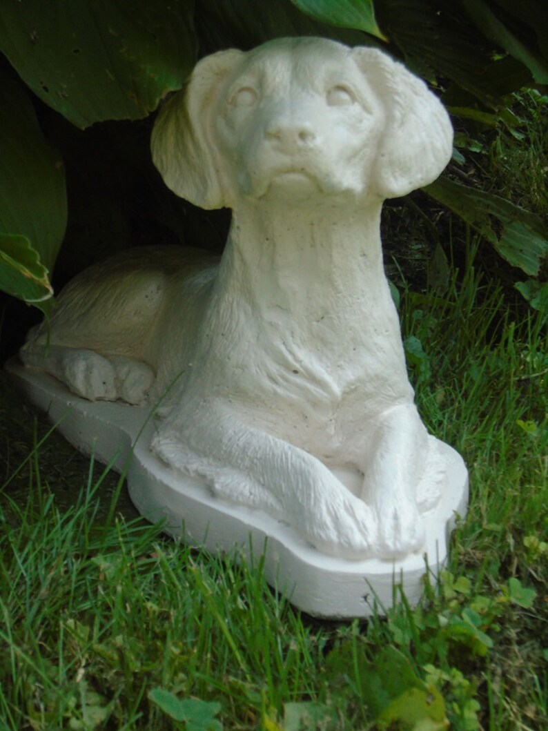 concrete spaniel statue