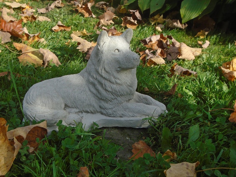 Estatua de hormigón Husky Malamute memoria conmemorativa de | Etsy