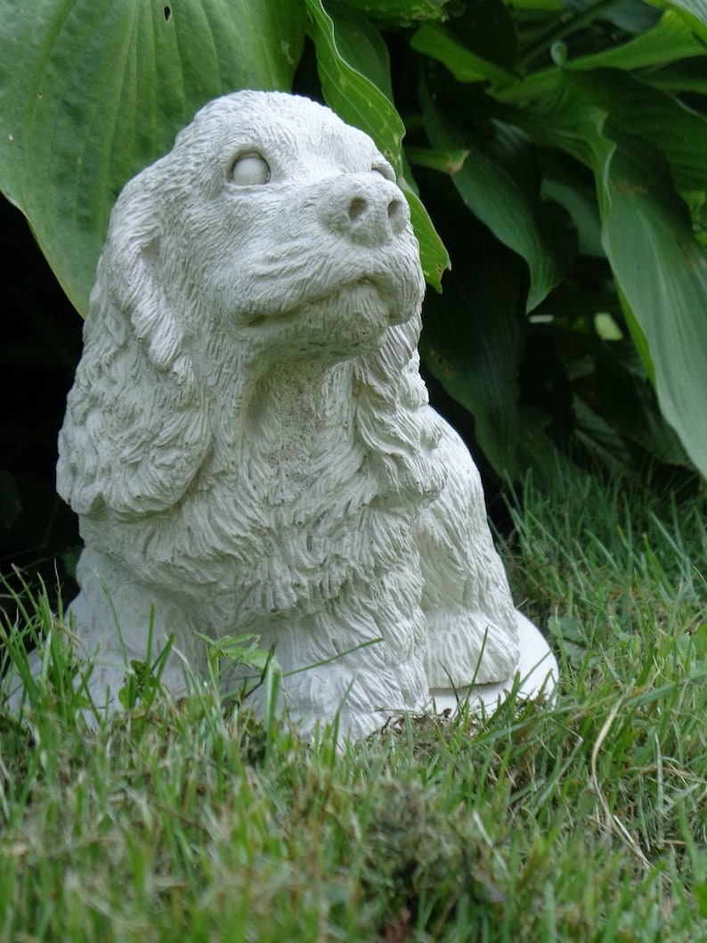 cocker spaniel garden statue