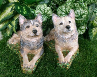 Australian Cattle dog Blue Tick Heeler Concrete Statue Pet Loss Memorial Dog Mom Gift Garden Decor Grave Marker Custom Hand Painted