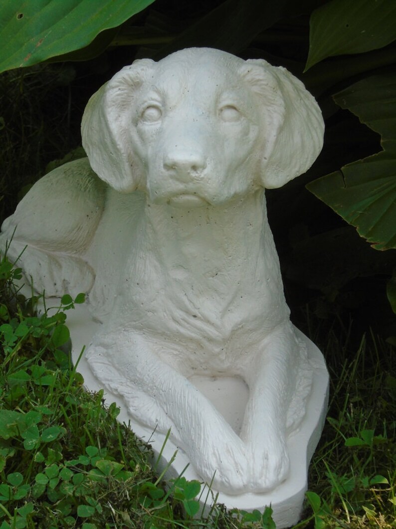 concrete spaniel statue