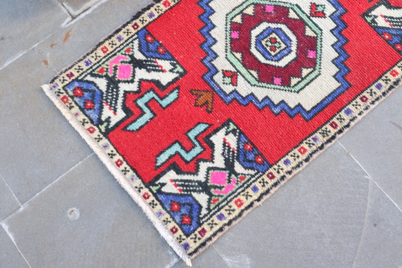 Antique Carpet 21x38 Inches Red Carpet Vintage Rug 6052 Turkish Rug Small Carpet Decorative Wall Hanging Carpet Organic Bedroom Rugs