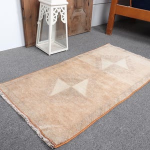 Vintage Turkish Rug, Anatolian Handmade Carpet, Small Door Mat, 2x3 ft Rug, Entryway Decor, Organic Wool, Boho Style