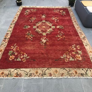 赤いトルコ絨毯、ヴィンテージフローラルラグ、ウシャクラグ、191 x 296 cm / 6 x 10フィート、ハンドメイドエリアラグ、アナトリアカーペット