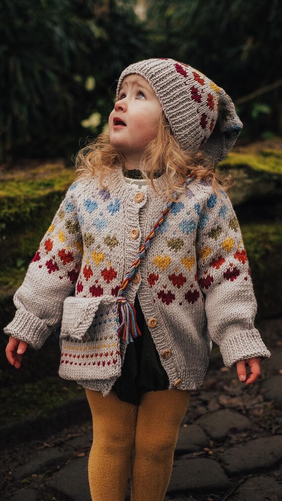 Girls Rainbow HEART CARDIGAN Hand 