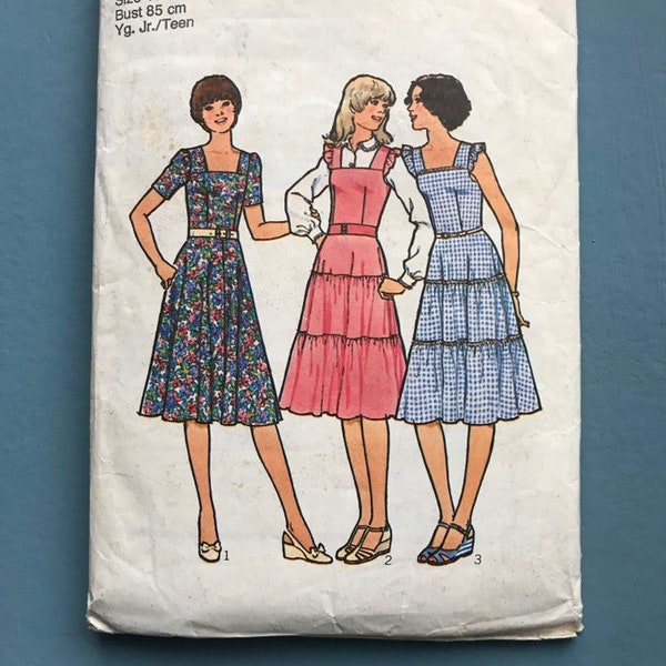 Stil 2211 Retro Jahrgang 1970 ist Fit und Streulicht Tag Kleid, geschichteten Sommerkleid oder Trägerkleid, Nähen Muster Teen Größe 13/14 Büste 85cm