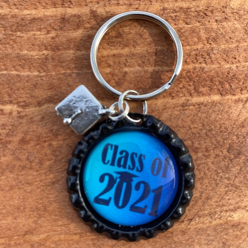 Class of 2021 Bottle Cap Key Chain