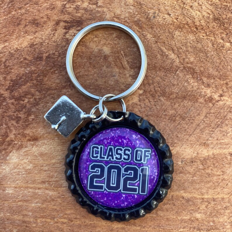Class of 2021 Bottle Cap Key Chain