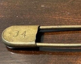 Vintage Military Laundry Safety Pin   #34