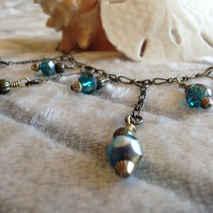 Art-Deco Vintage styled necklace with Antiqued Brass Figaro chain