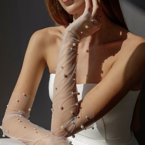 Pearl Bridal Gloves, Tulle Fingerless Gloves, Long Wedding Gloves, Light Ivory Bridal Gloves, Pearl Sleeves, Long Tulle Gloves