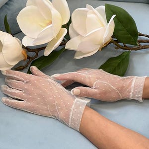 Light Ivory Tulle Wedding Gloves with Small Polka Dots, Short Bridal Gloves, Vintage Gloves