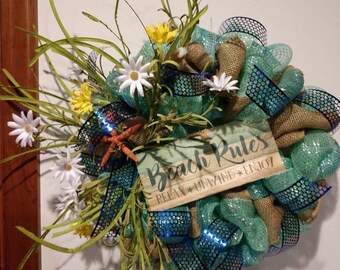 Beach rules mesh wreath