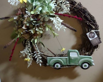 Hydrangea green truck wreath