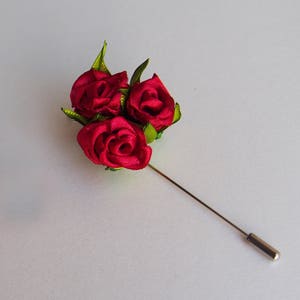 Red rose lapel pin / Fabric lapel flower / Red men boutonniere / Red lapel pin / Men lapel pin / Wedding boutonniere / Prom Boutonniere