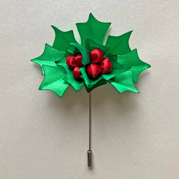 Christmas boutonniere / Holly berry boutonniere / Christmas lapel pin / Men Christmas pin / Women Christmas pin / Holly berry lapel pin