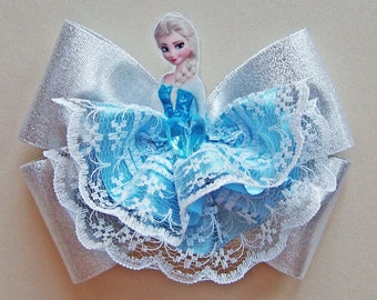 Frozen Elsa hair bow / Frozen hair clip / Disney princess bow / Disney gift / Princess hair bow / Elsa hair clip / Frozen gift / Elsa outfit