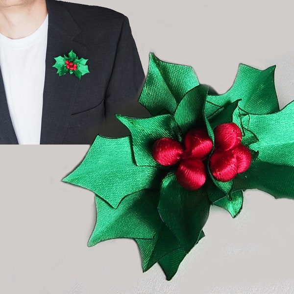 Christmas lapel pin / Holly berry lapel pin / Santa outfit / Christmas boutonniere / Holly berry boutonniere / Christmas suit pin