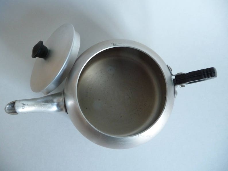 Tea Party Mini Teapot SonaWare Teapot Aluminum Teapot Sona Ware Teapot English Teapot Bakelite Teapot Single Serving Teapot