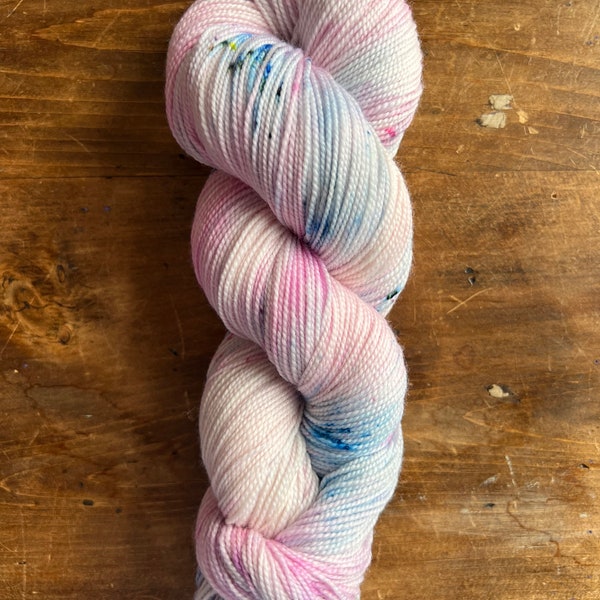 hand dyed sock yarn "blue hydrangea"