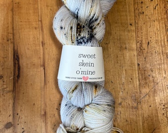 hand dyed sock yarn "barn board"