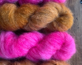 Ensemble d'écharpes prepster en mohair DK teints à la main « Chaussures de Barbie/Mr. Fox » et motif