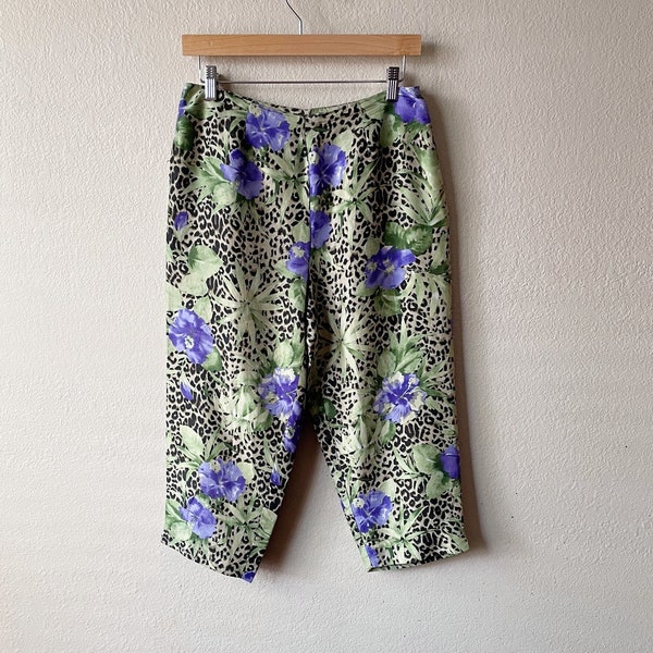 Vintage 90s/Y2K Multicolor Tropical Floral and Leopard Mixed Print Silk Capri Pants