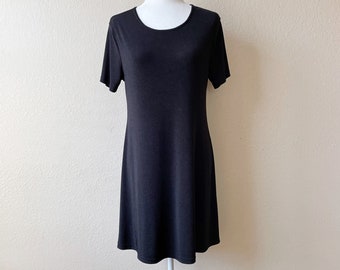 Vintage 90s Stretchy Short Sleeve A Line Little Black Dress