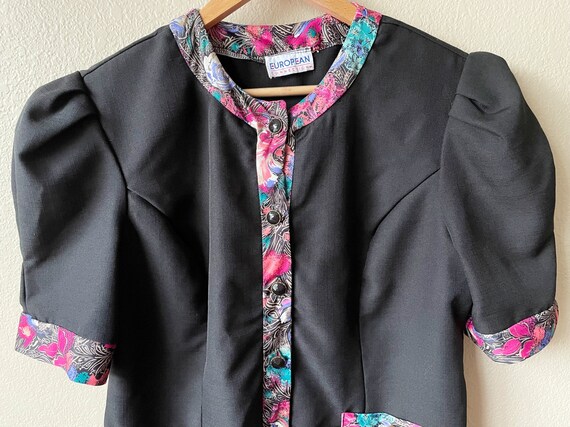 80s Vintage Black and Multicolor Floral Print Tri… - image 6