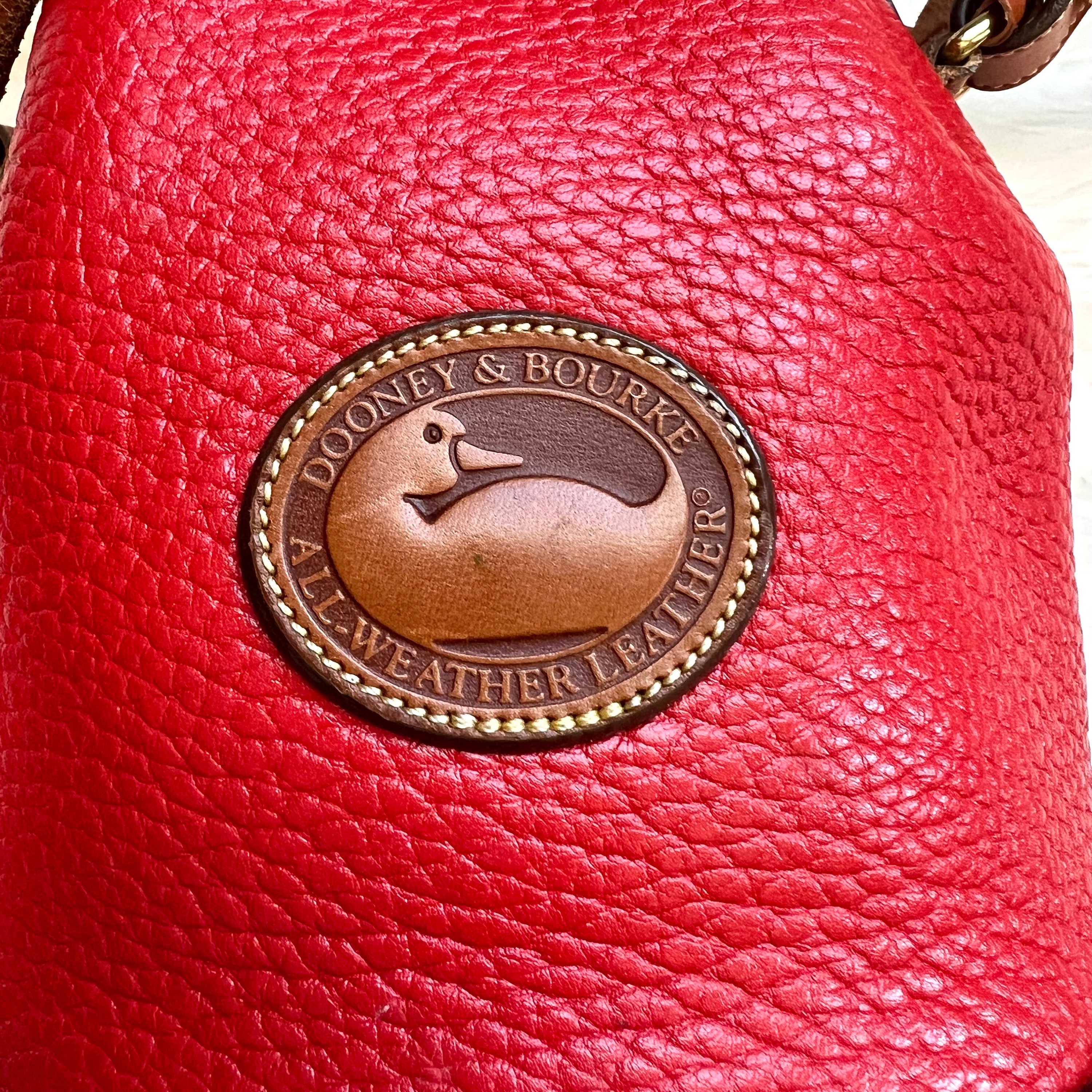 Vintage Dooney & Bourke ドゥーニー バッグ 赤ポシェット RARE Dooney & Bourke Vintage Red Leather Bucket Bag Crossbody Bag
