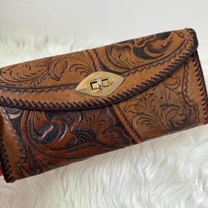 Cartera vintage de cuero hecha a mano