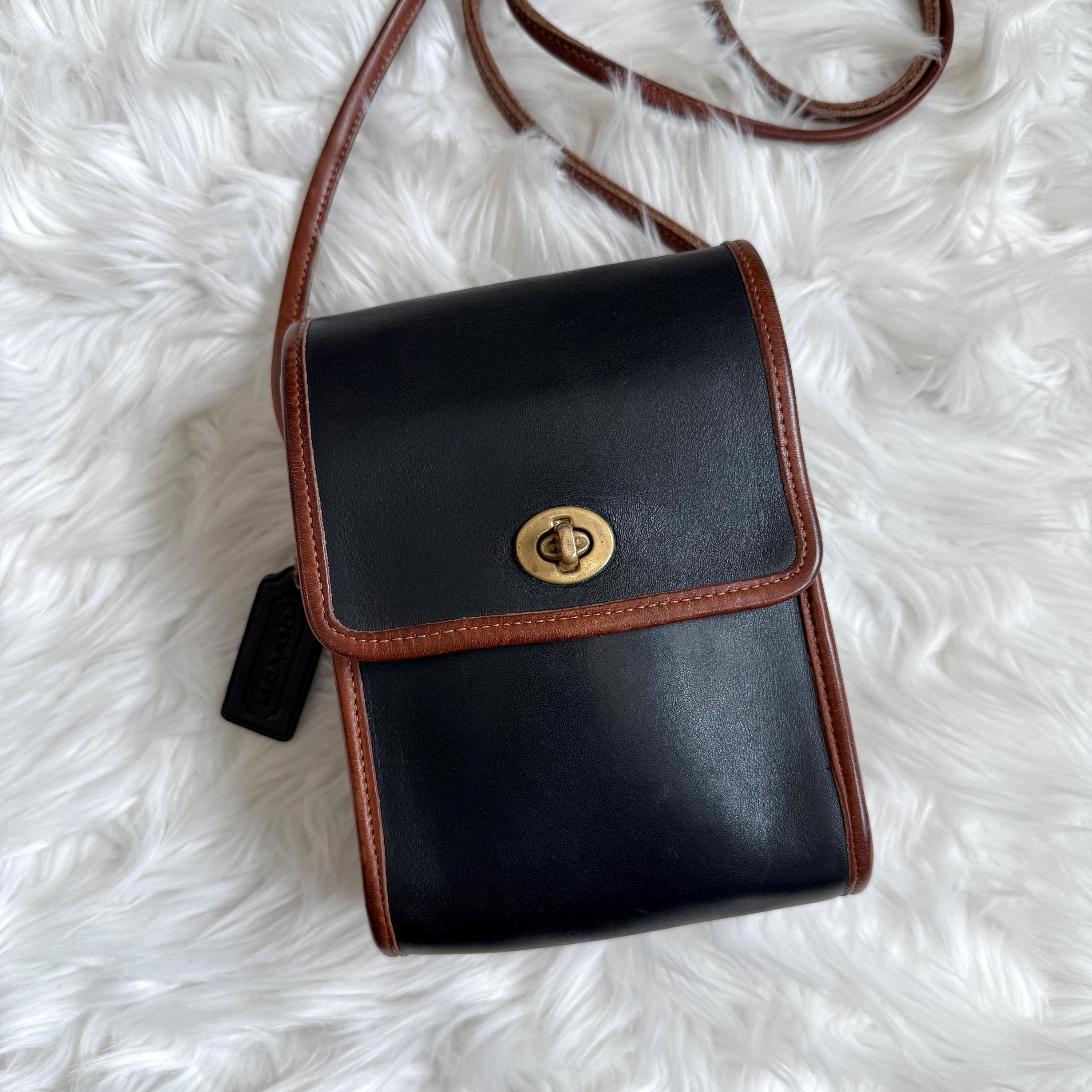 Coach city bag - Etsy 日本