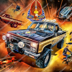 Peut inclure: Un camion vintage brun et beige avec un logo 'Fall Guy' sur le capot. Le camion roule dans un fond abstrait et enflammé avec un hélicoptère, un avion et un cascadeur en l'air.