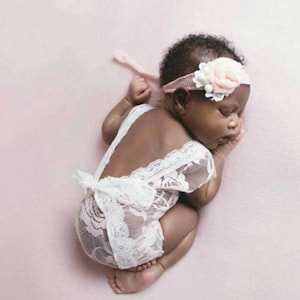 Newborn lace romper/onesie, Photo prop