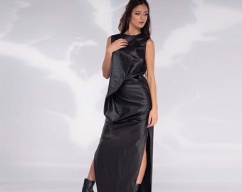 Abito da invitata a nozze, abito con spacco laterale, abito con cravatta nera, abbigliamento d'avanguardia, abito formale, abito cyberpunk, abito lungo nero, asimmetrico