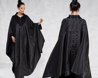 Plus Size Gothic Mantel, Schwarze Damenkleidung, Extravagante Steampunk Jacke, Schwarzer Kaftan, Post Apocalyptische Kleidung, Sci Fi Poncho Mantel