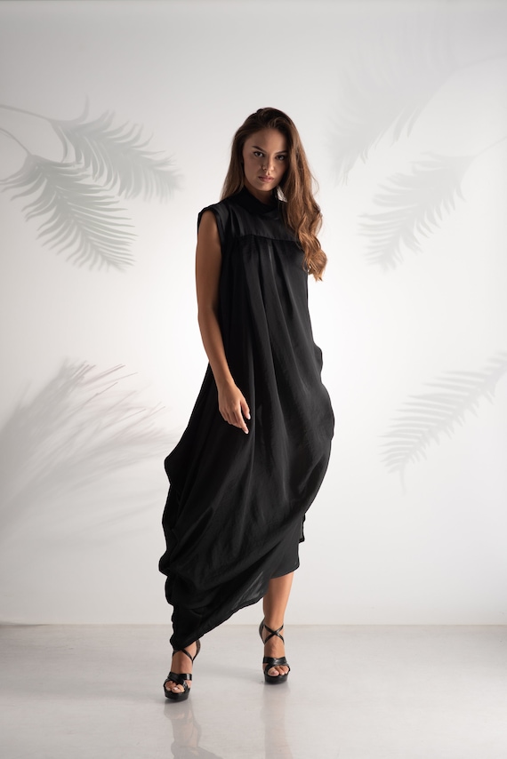 Robe noire pour femme Robe extravagante Robe d invitee de mariage Robe longue en mousseline de soie Robe avant gardiste Vetements grande taille Vetements pour femme Etsy France