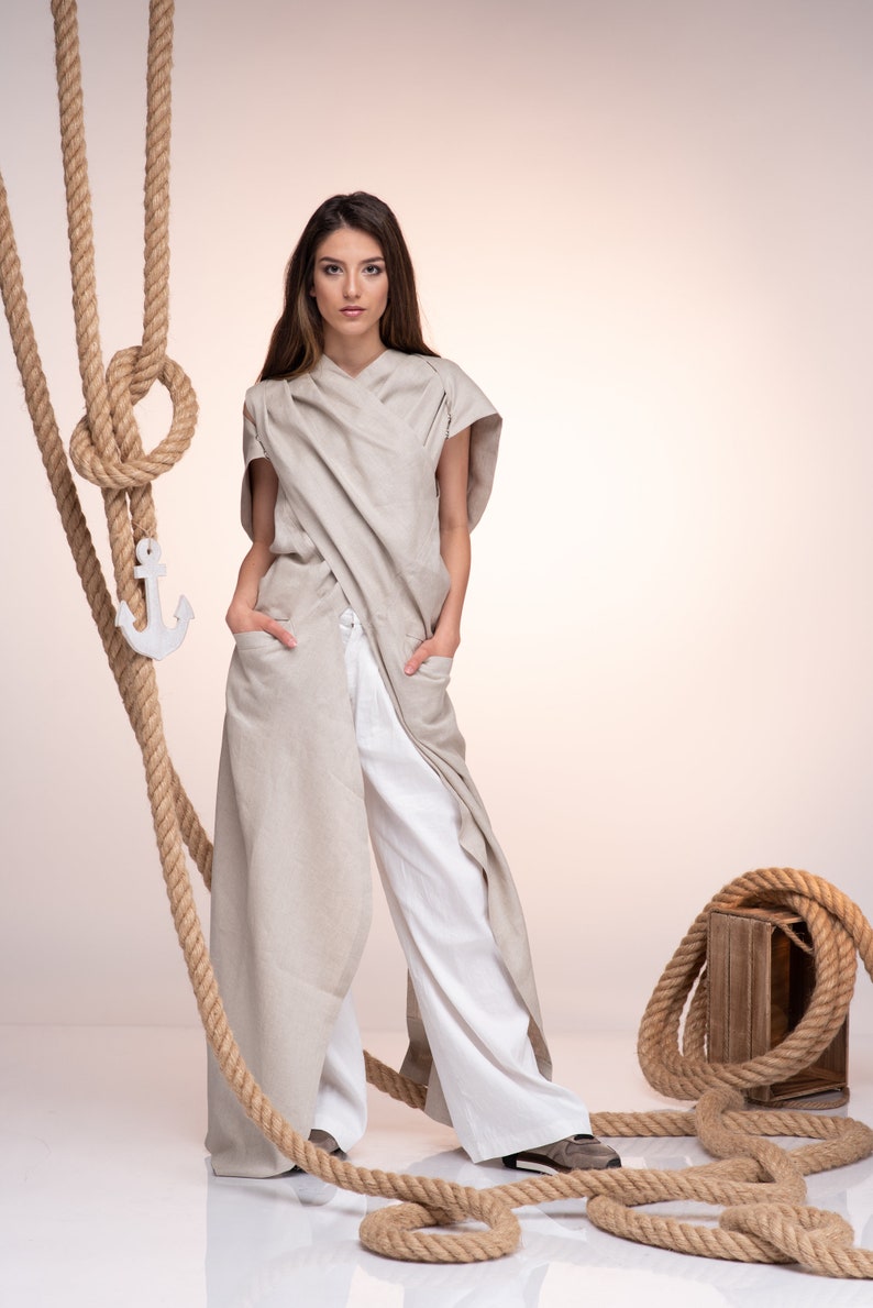 Hooded tunic top in futuristic style, women avant garde clothing available in plus sizes and other colors. Linen Clothing image 2