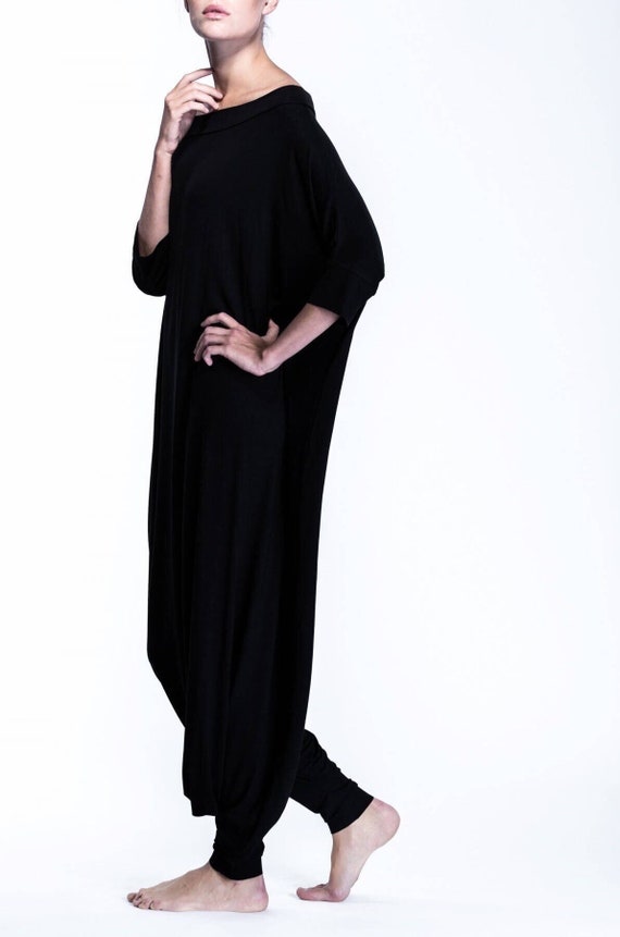 baggy black jumpsuit