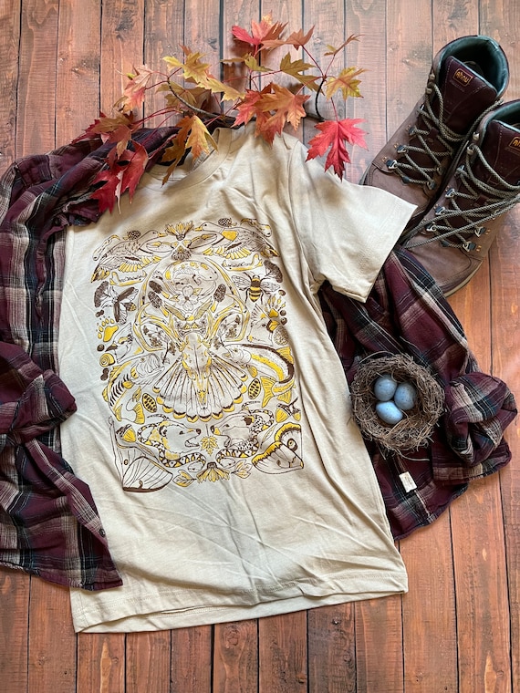 Missouri Flora & Fauna Native Wildlife Screen Printed Graphic Tee and Crewneck Sweatshirt, Cottagecore Gift, Light Academia Field Guide Art