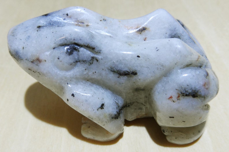 Natural Quartz Home Decor Home Decor Gift For Home White Quartz Sculpture White Quartz Frog For Gift Quartz Frog