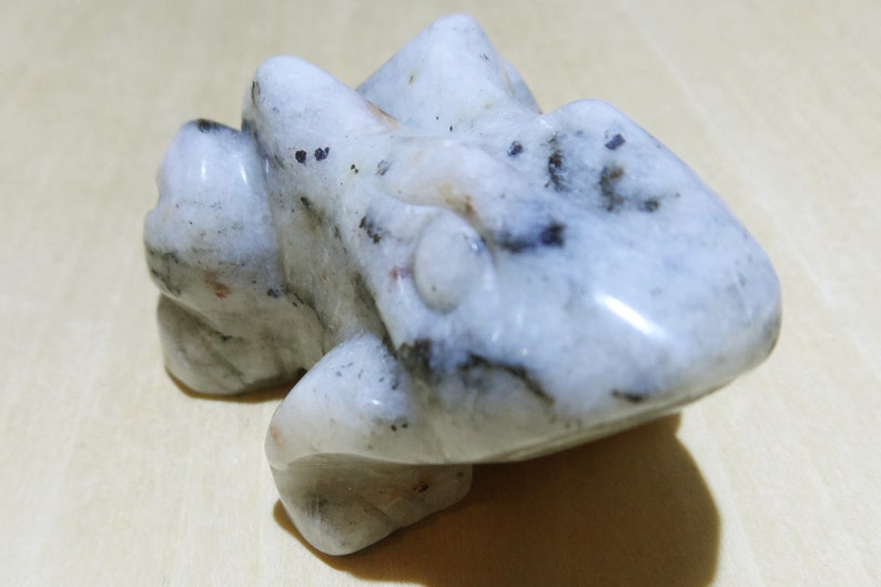 Natural Quartz Home Decor Home Decor Gift For Home White Quartz Sculpture White Quartz Frog For Gift Quartz Frog