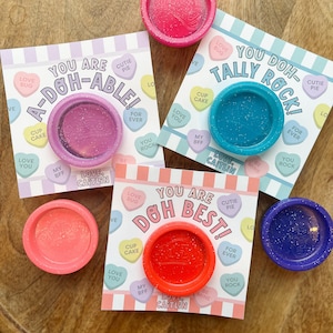 Cœurs de bonbons modifiables Play-Doh Valentine | Cartes de Saint-Valentin de classe | Saint-Valentin sans nourriture | pâte à modeler pour la Saint-Valentin | Saint-Valentin étudiante sans bonbons