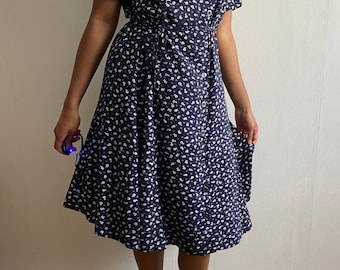 Vintage floral print tie waist dress M L