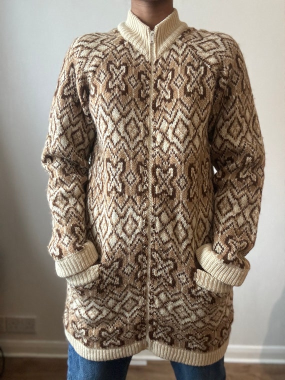 Vintage hand knit wool mix jacket/cardigan. M