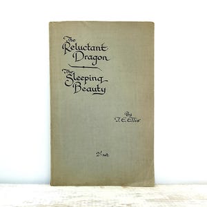 The Reluctant Dragon & Doornroosje Vintage toneelstuk van T E Ellis, particulier gedrukt, gotische omslag, zeldzaam theaterboekje jaren 1950