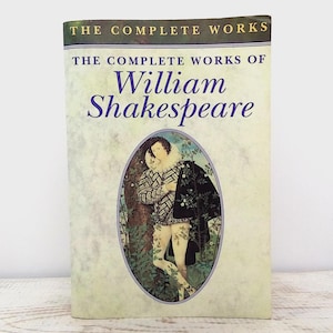 The Complete Works of William Shakespeare 1993 Vintage Paperback Gift of Sonnets, Plays and Poems Edited by W J Craig