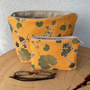 Étui, trousse de maquillage, trousse de maquillage, étui à lunettes, botanique, Alchemilla, Freuenmantel, cousu main, alpin, Suisse
