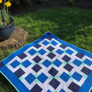 PDF Pattern Disappearing Nine Patch Quilt